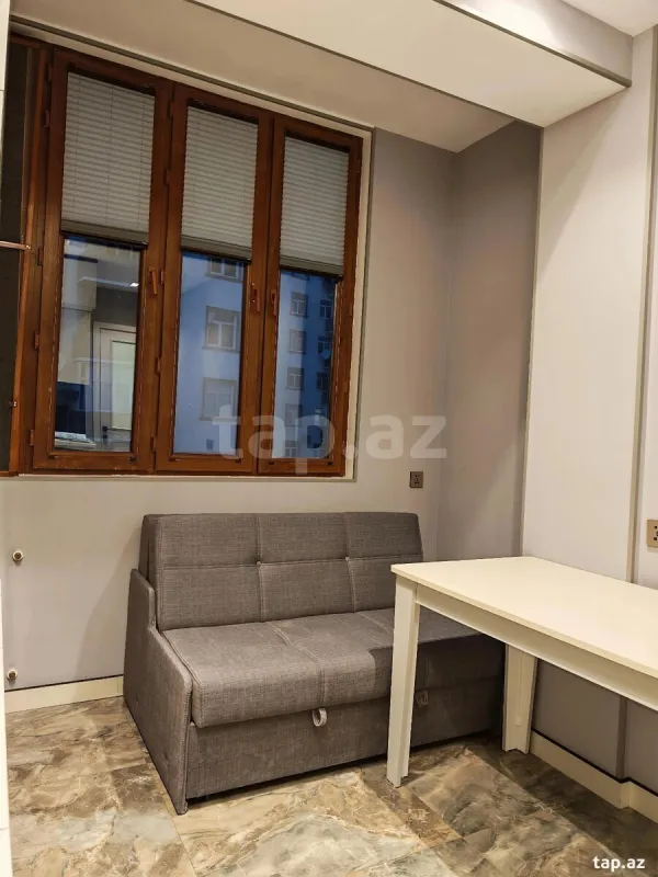 Satılır 3 otaqlı yeni tikili 73 m²