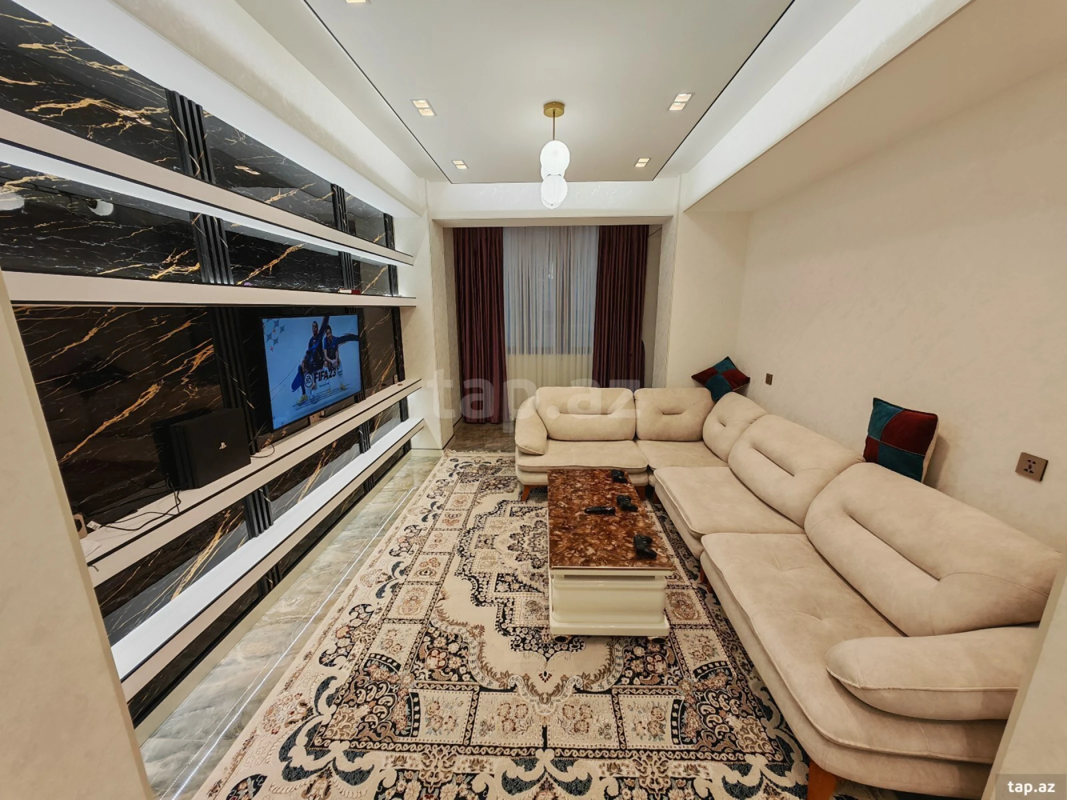 Satılır 3 otaqlı yeni tikili 73 m²