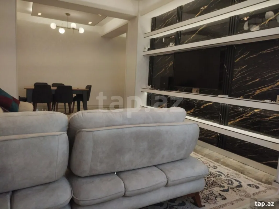 Satılır 3 otaqlı yeni tikili 73 m²