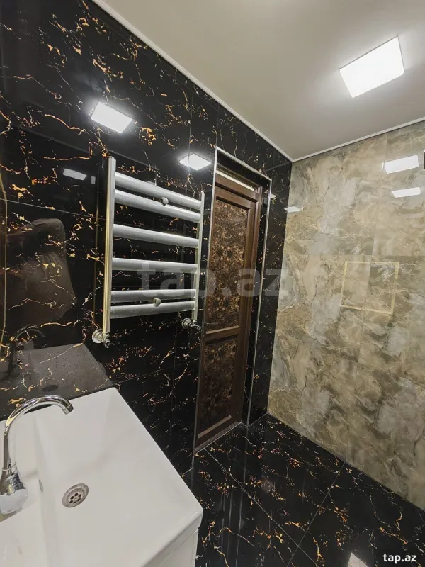 Satılır 3 otaqlı yeni tikili 73 m²