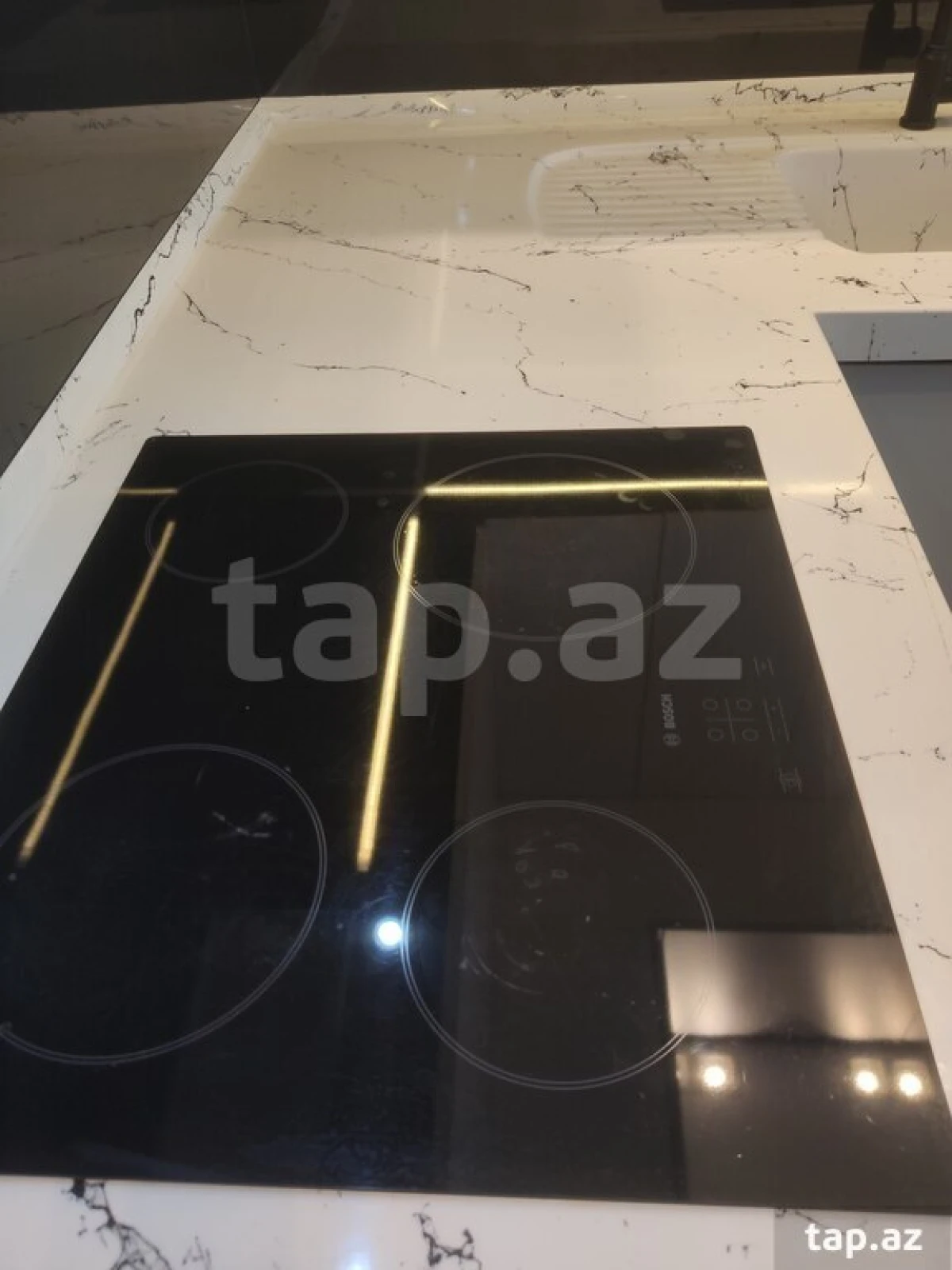 Satılır 3 otaqlı yeni tikili 73 m²