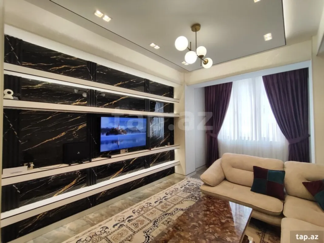 Satılır 3 otaqlı yeni tikili 73 m²