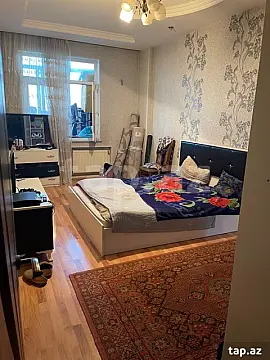 Kirayə verilir 3 otaqlı yeni tikili 150 m²