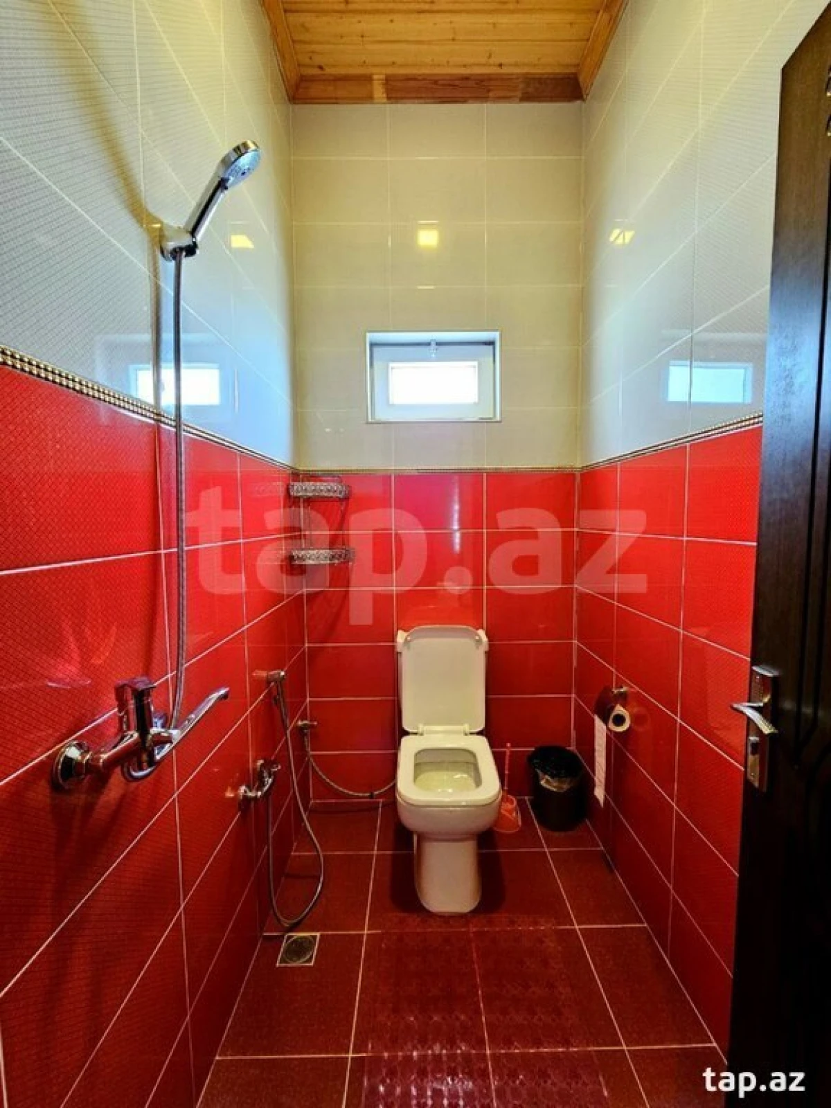 Kirayə verilir 5 otaqlı həyət evi