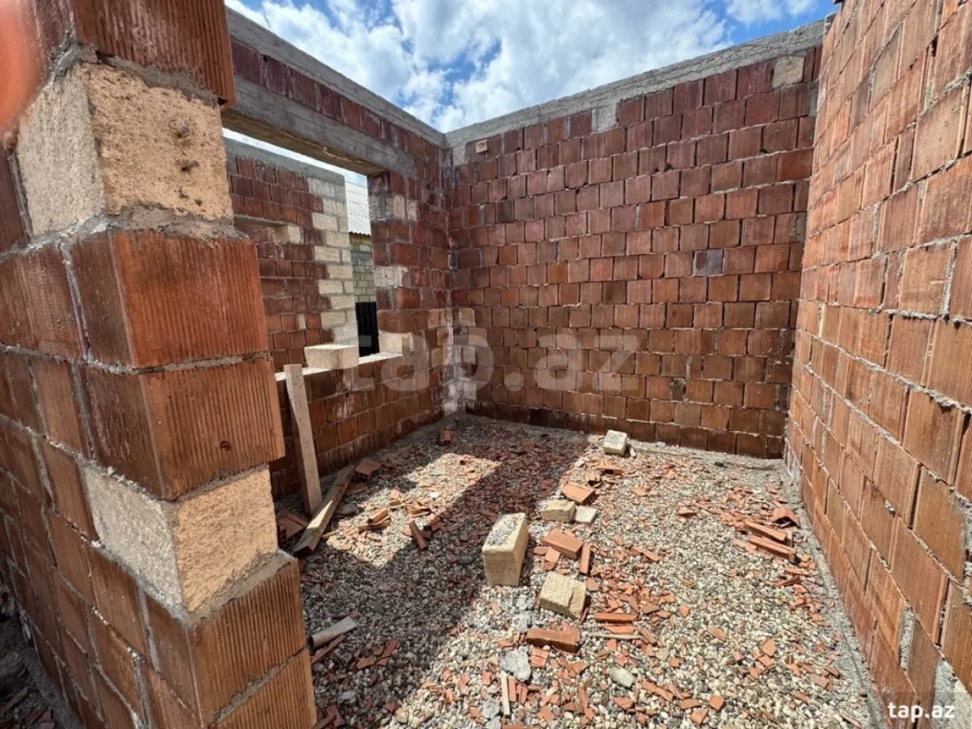 Satılır 1 otaqlı həyət evi