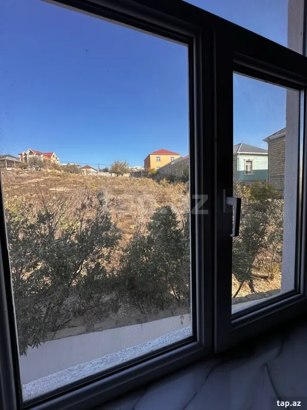 Satılır 4 otaqlı həyət evi