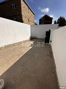 Satılır 4 otaqlı həyət evi