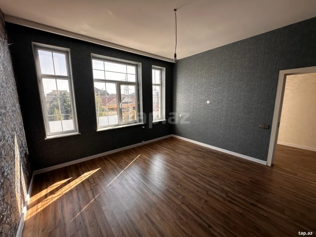 Satılır 4 otaqlı həyət evi