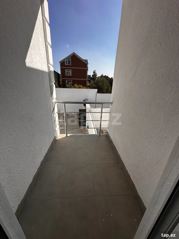 Satılır 4 otaqlı həyət evi