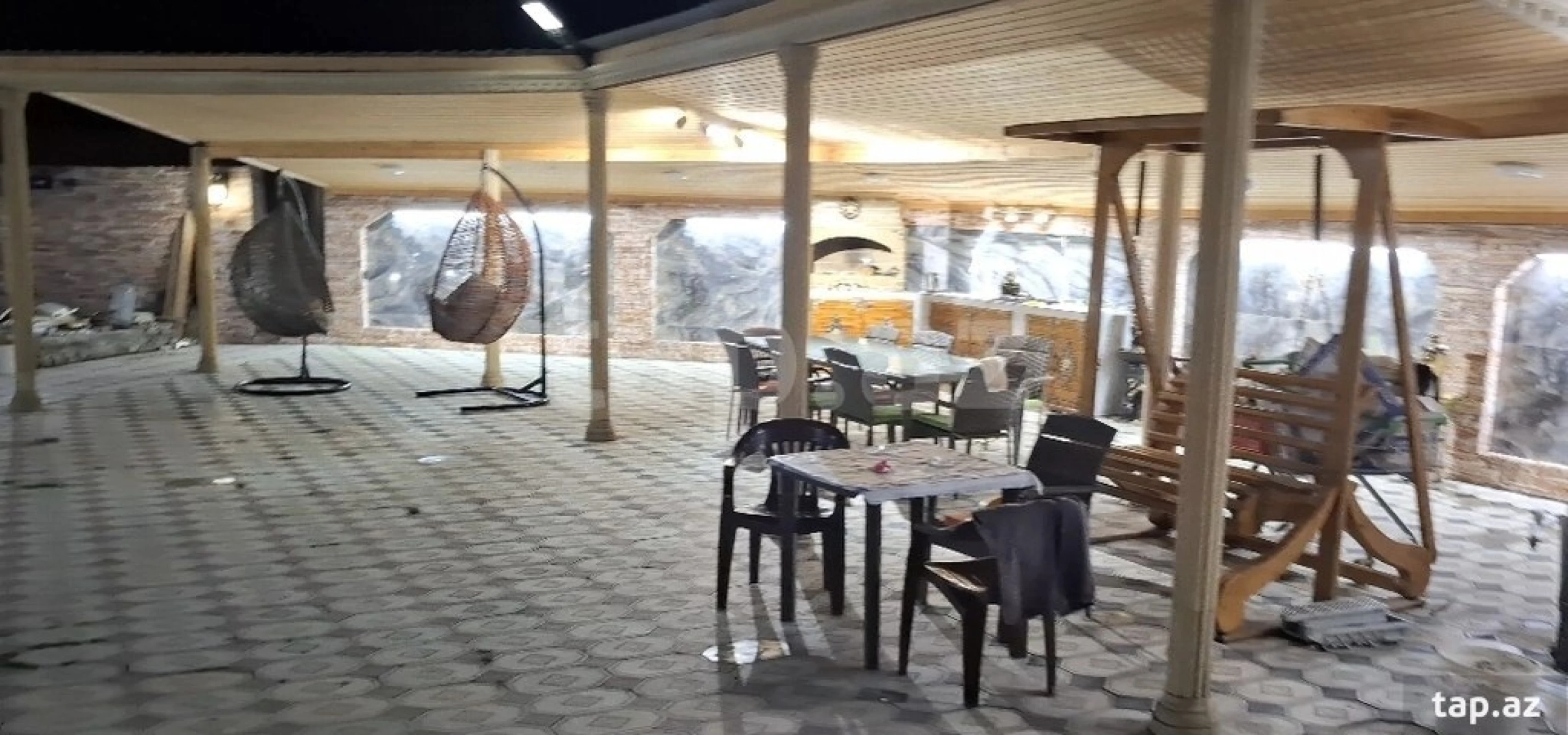 Kirayə verilir 4 otaqlı həyət evi