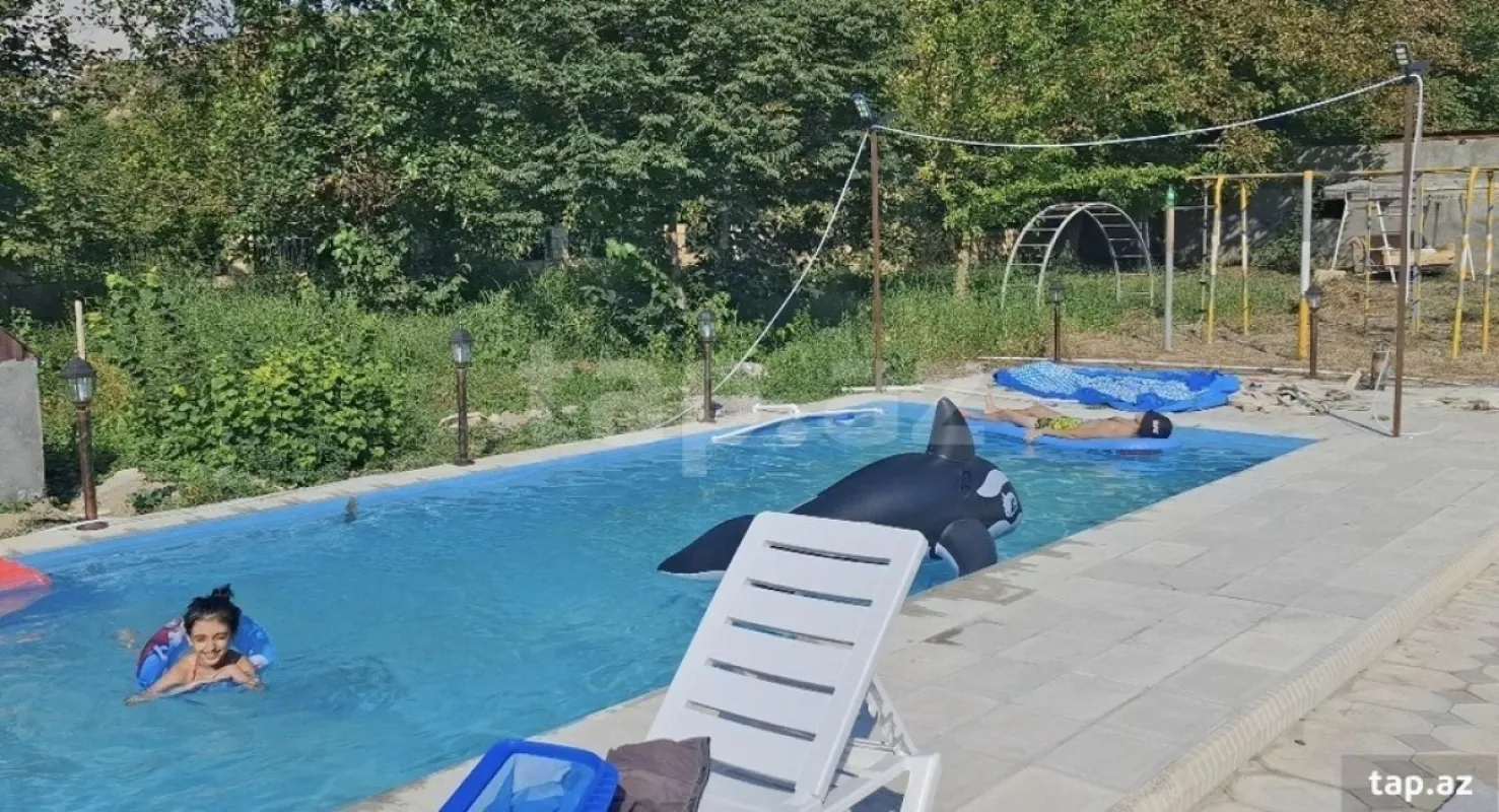 Kirayə verilir 4 otaqlı həyət evi