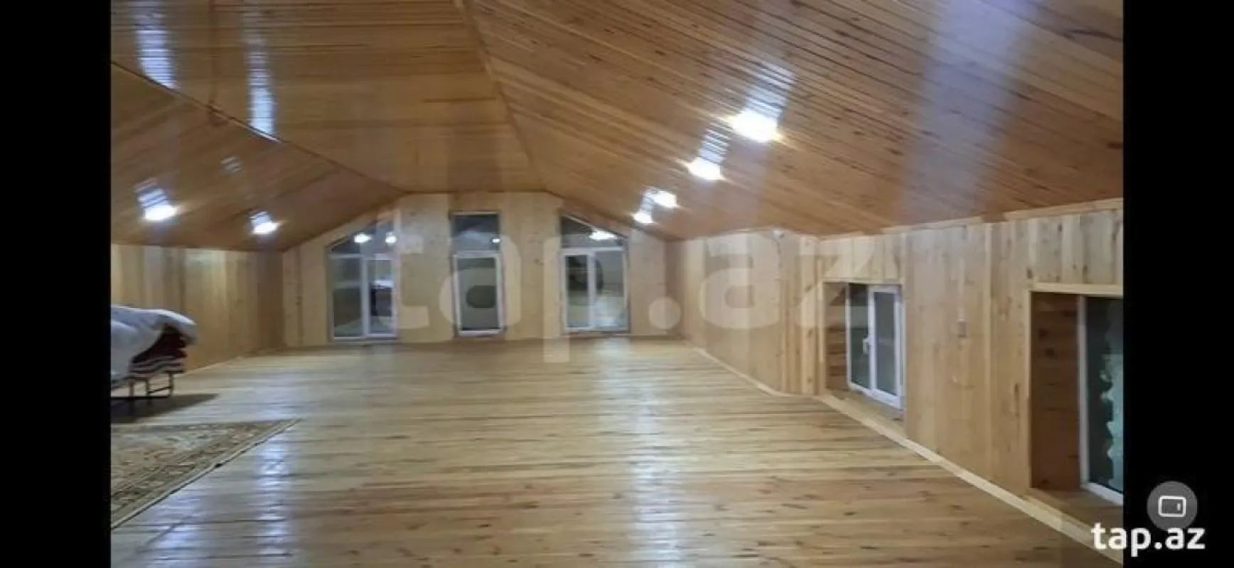 Kirayə verilir 4 otaqlı həyət evi