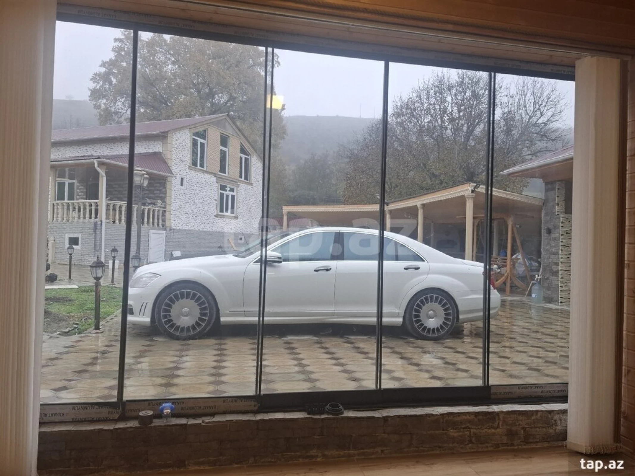 Kirayə verilir 4 otaqlı həyət evi