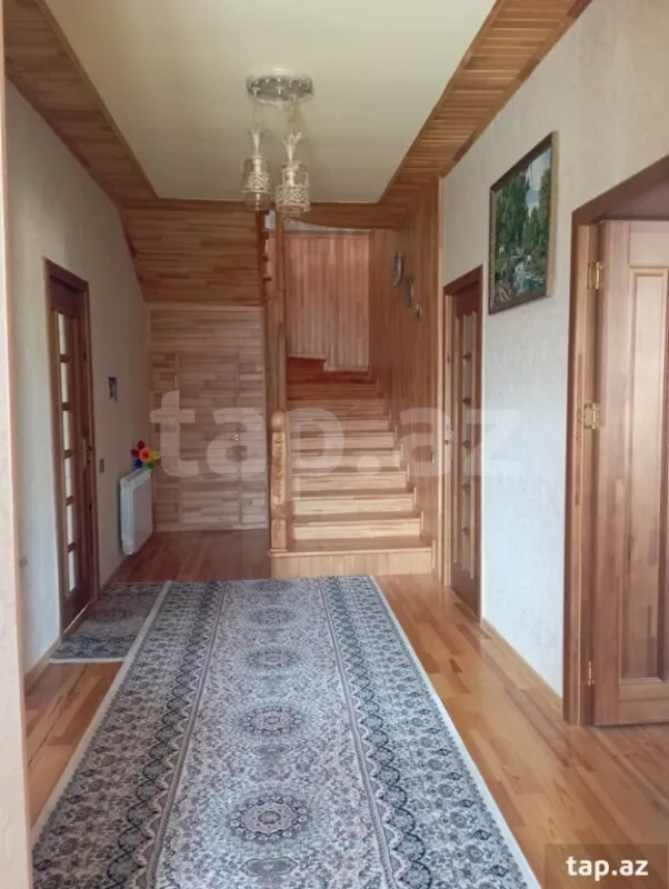 Kirayə verilir 5 otaqlı həyət evi