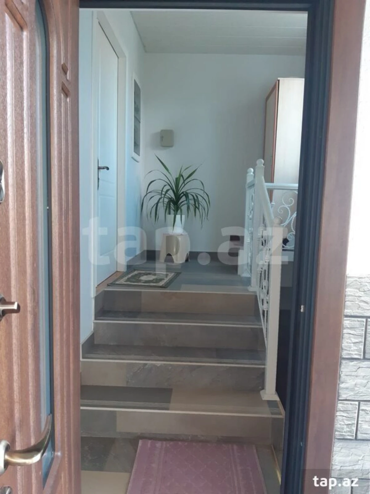 Satılır 6 otaqlı həyət evi 125 m²