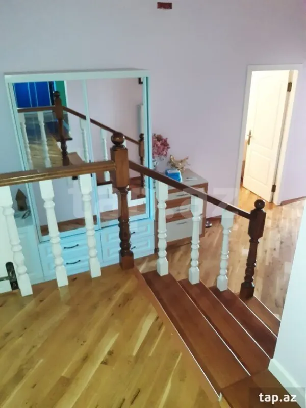 Satılır 6 otaqlı həyət evi 125 m²