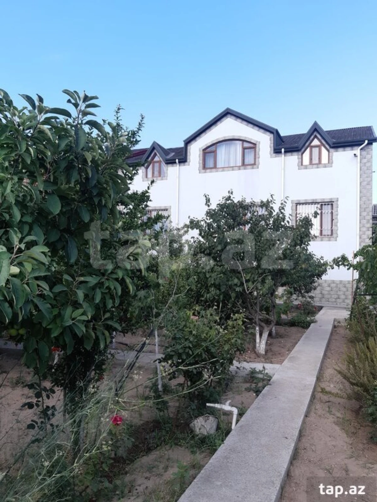 Satılır 6 otaqlı həyət evi 125 m²