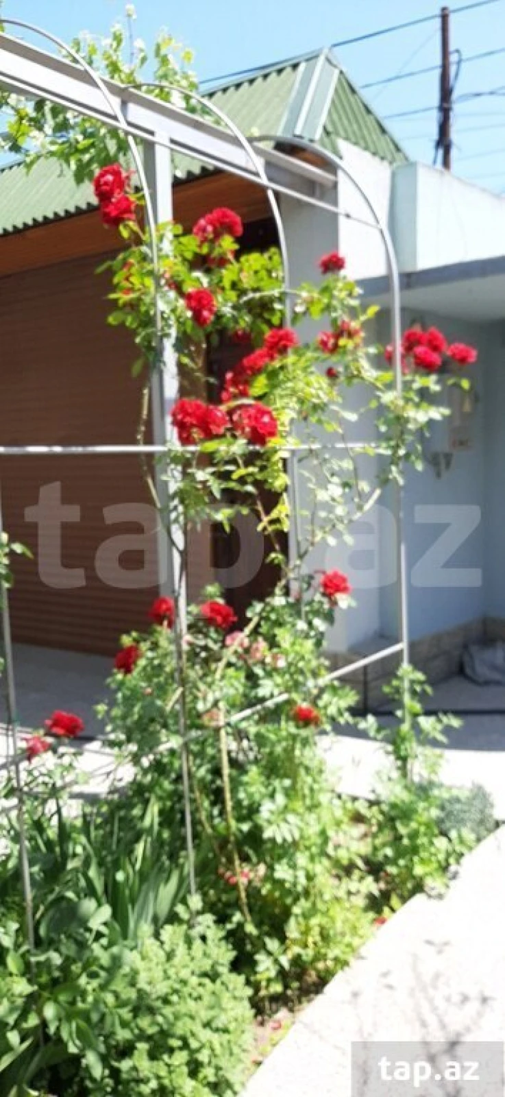 Satılır 6 otaqlı həyət evi 125 m²