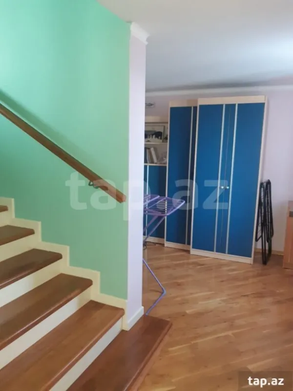 Satılır 6 otaqlı həyət evi 125 m²