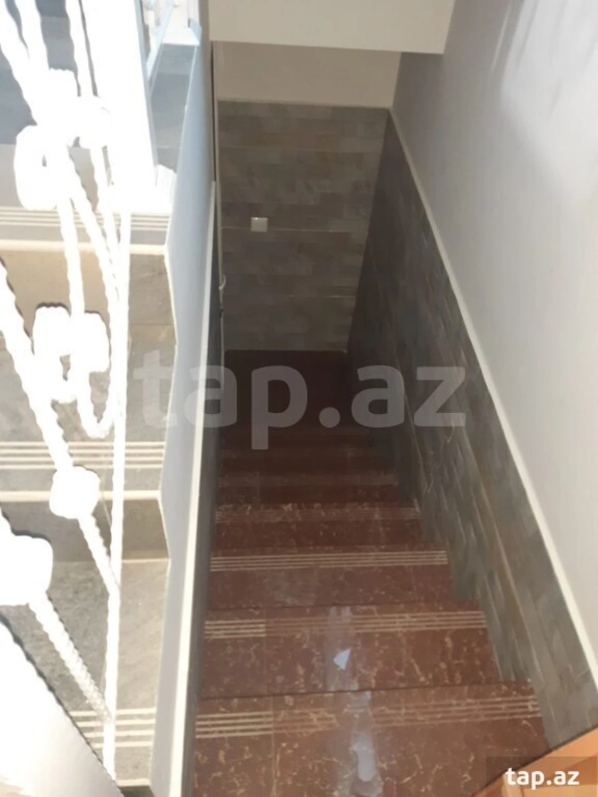 Satılır 6 otaqlı həyət evi 125 m²