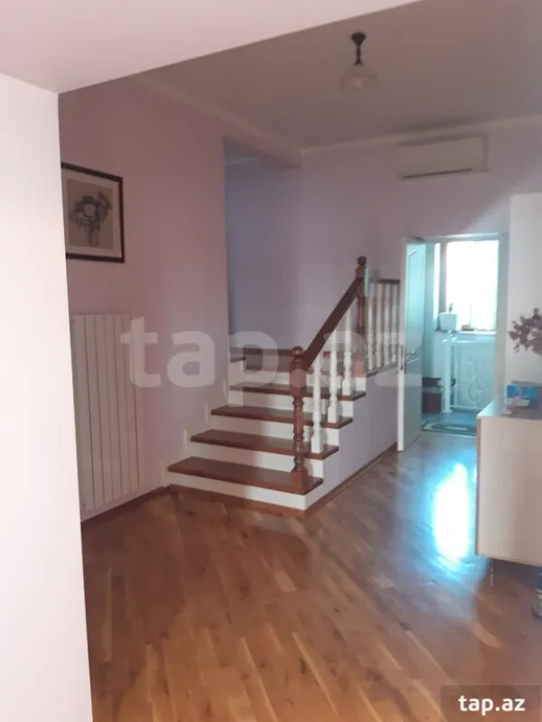 Satılır 6 otaqlı həyət evi 125 m²