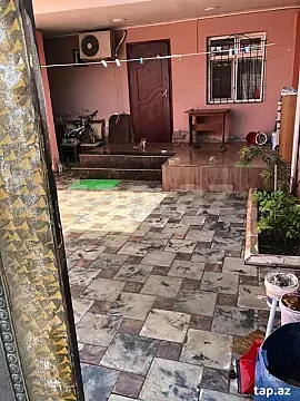 Satılır 3 otaqlı həyət evi 200 m² — Bakı, Binəqədi 3 otaq 200.00 m²