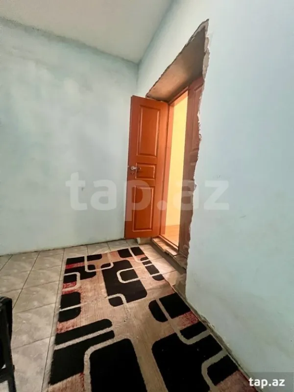 Satılır 6 otaqlı həyət evi 250 m²