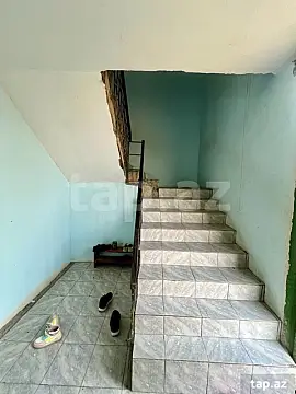 Satılır 6 otaqlı həyət evi 250 m²