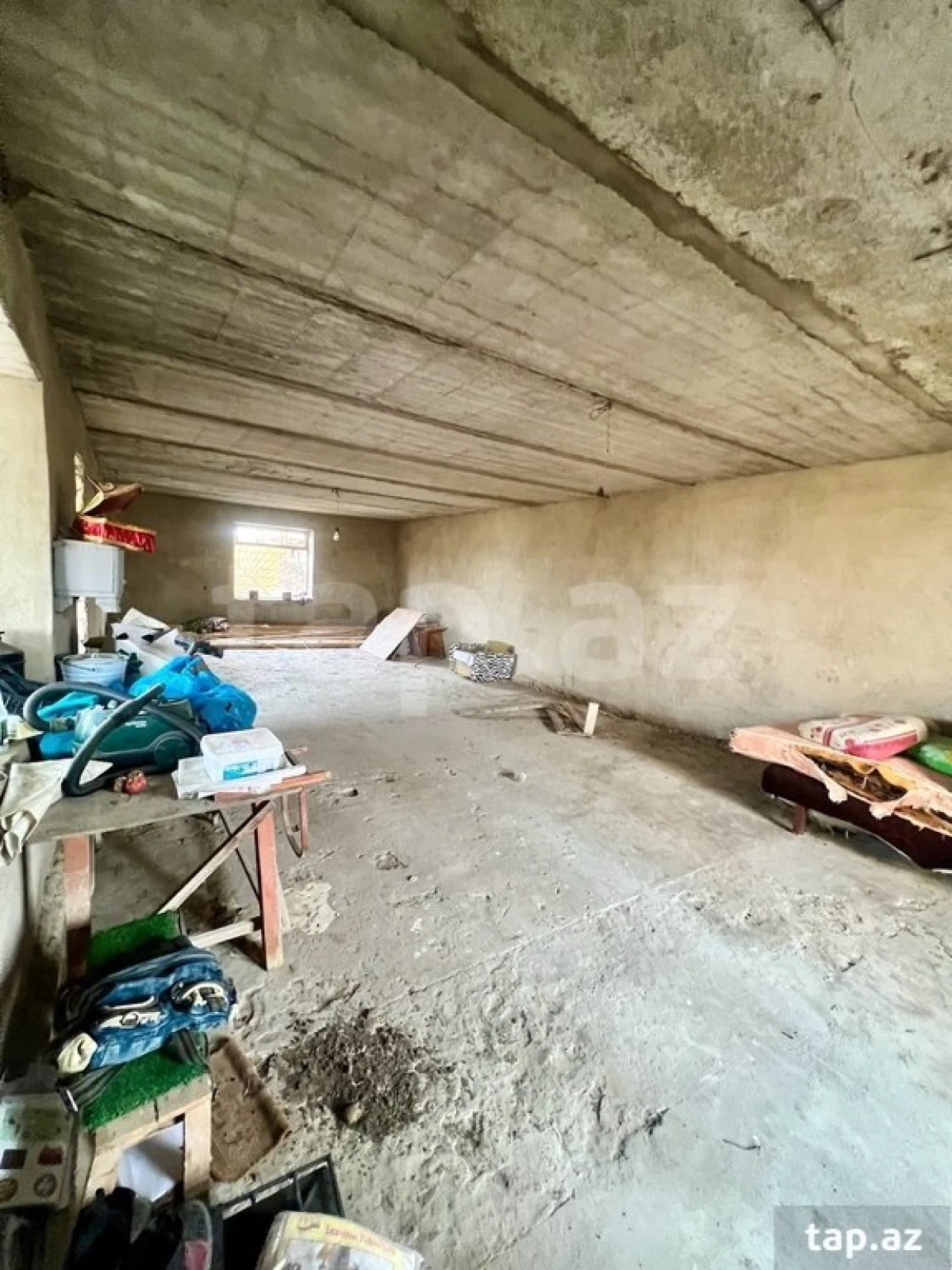 Satılır 6 otaqlı həyət evi 250 m²