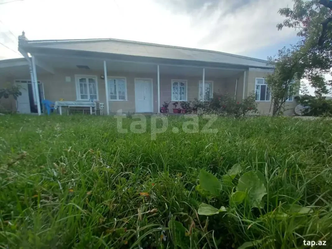 Kirayə verilir 4 otaqlı həyət evi 90 m²
