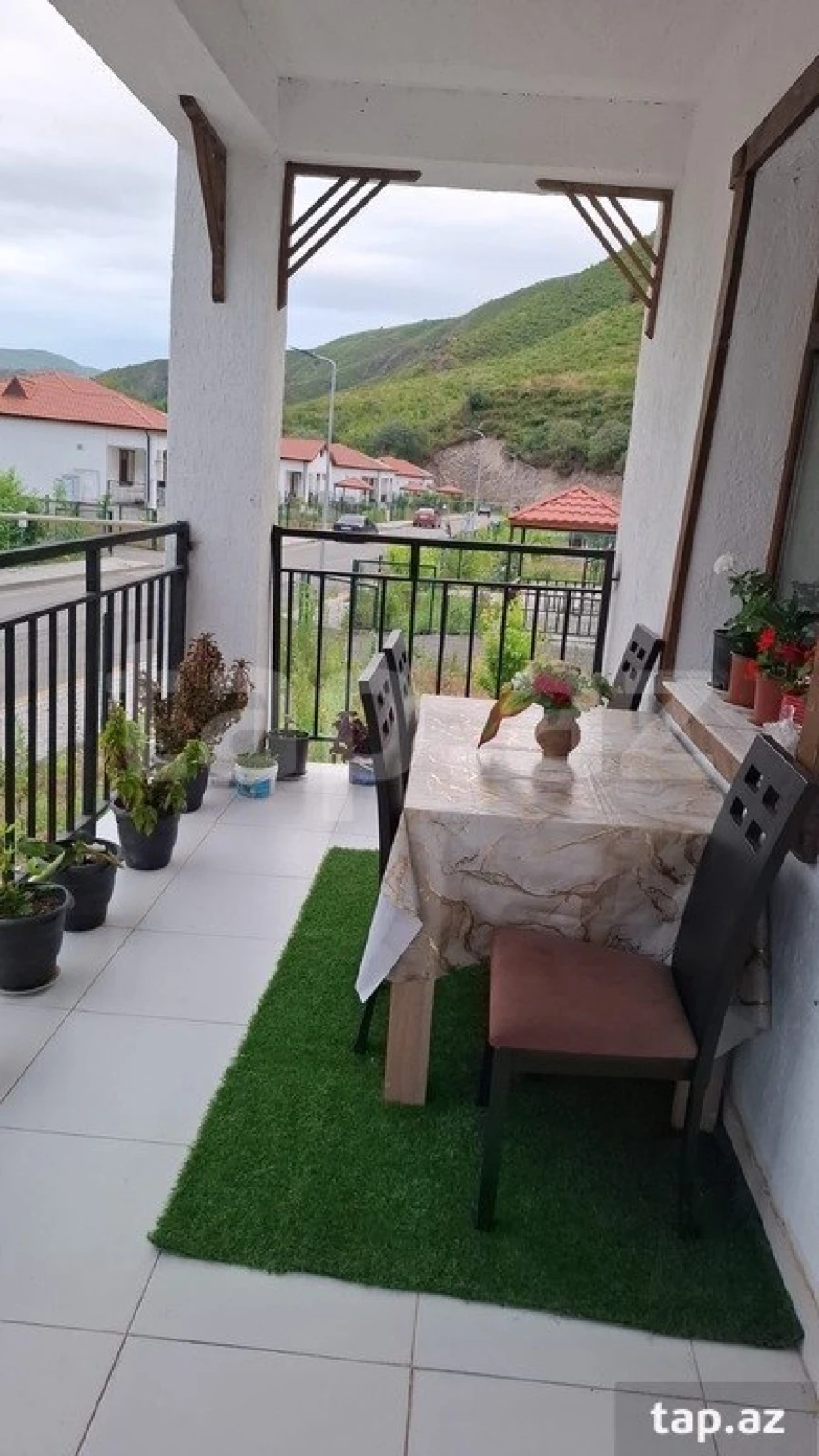 Kirayə verilir 3 otaqlı həyət evi