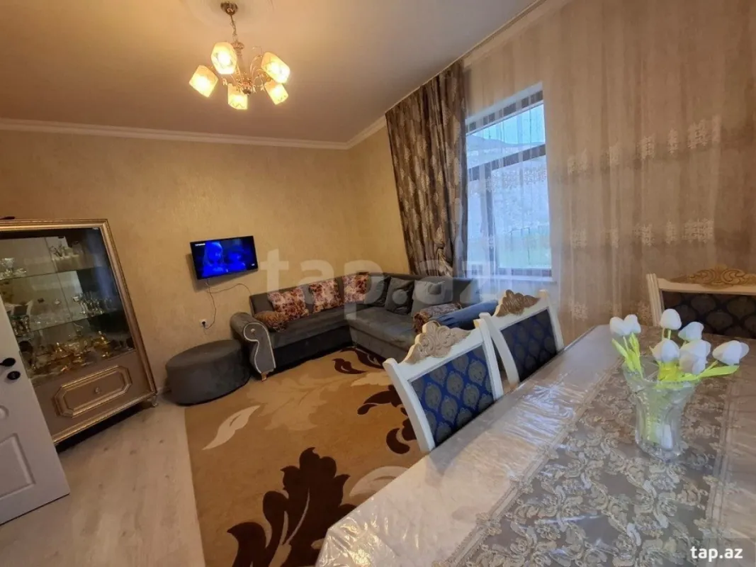 Kirayə verilir 3 otaqlı həyət evi