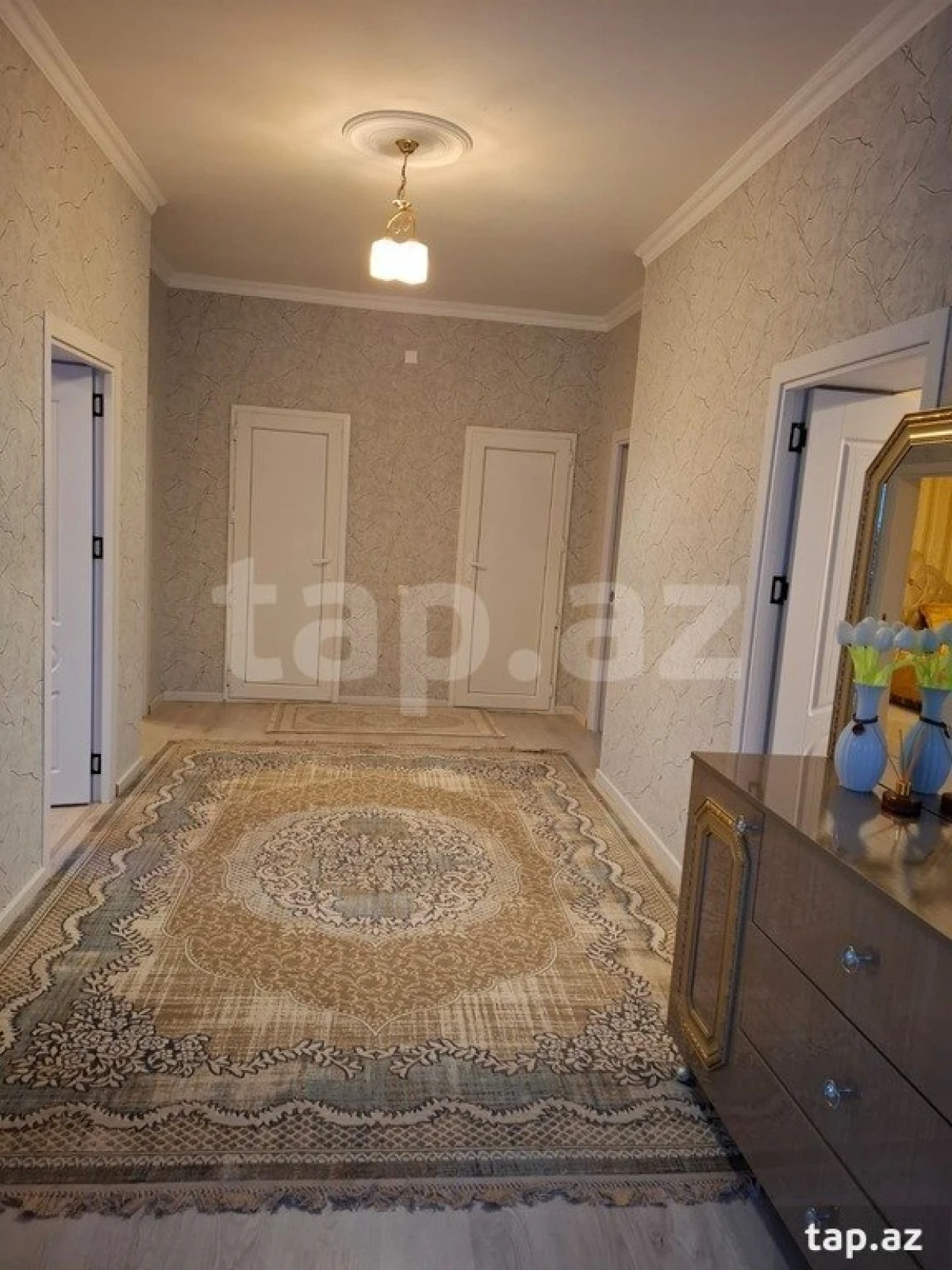 Kirayə verilir 3 otaqlı həyət evi