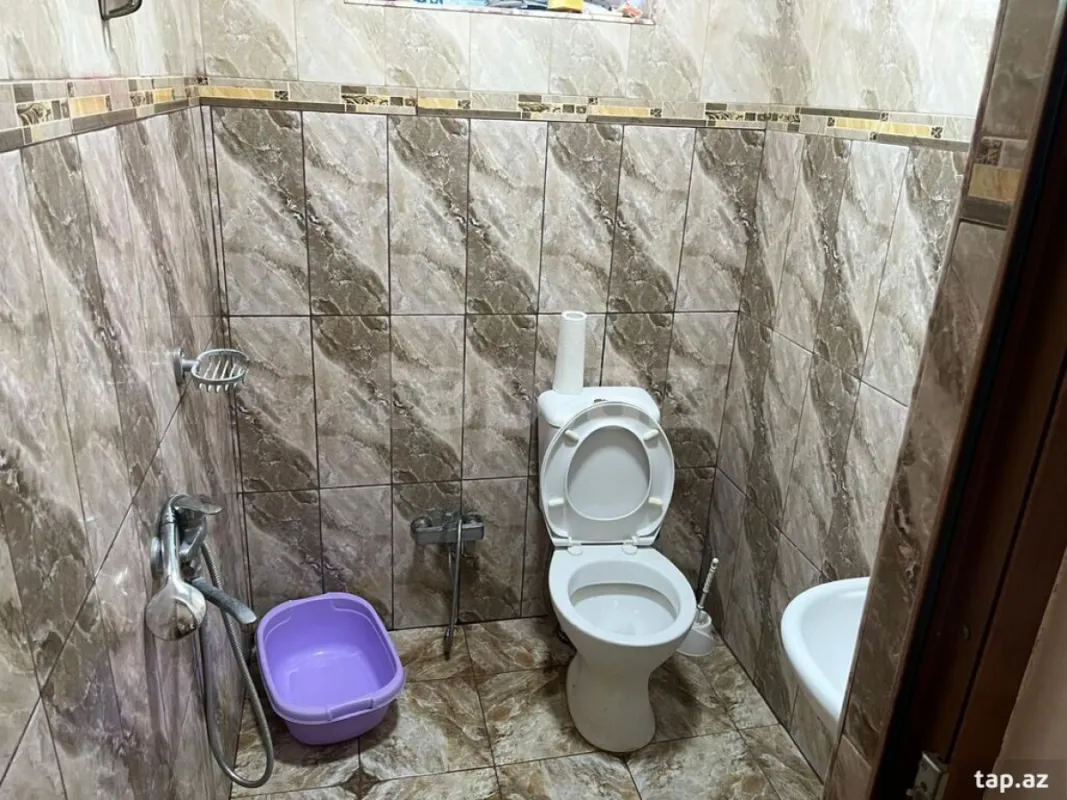 Kirayə verilir 4 otaqlı həyət evi