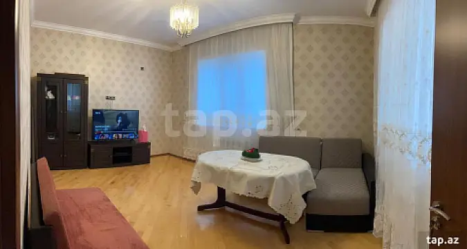 Satılır 4 otaqlı həyət evi