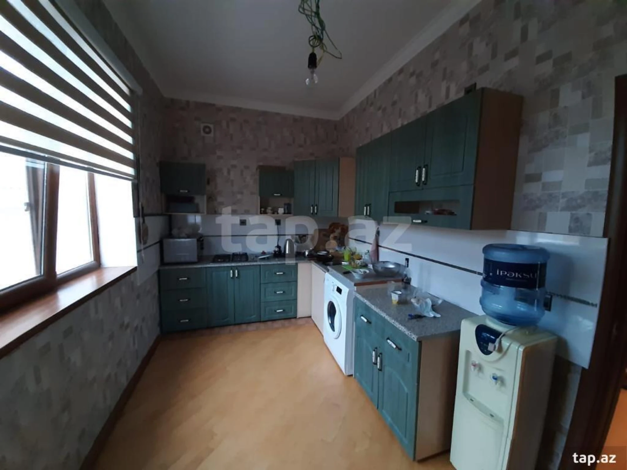 Satılır 4 otaqlı həyət evi