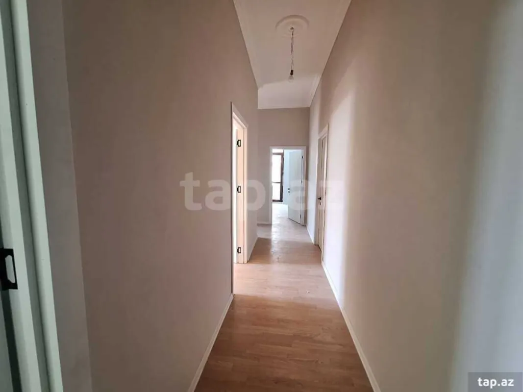 Satılır 4 otaqlı yeni tikili 129 m²