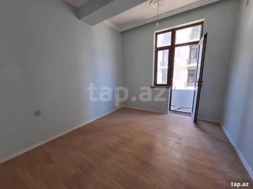 Satılır 4 otaqlı yeni tikili 129 m²