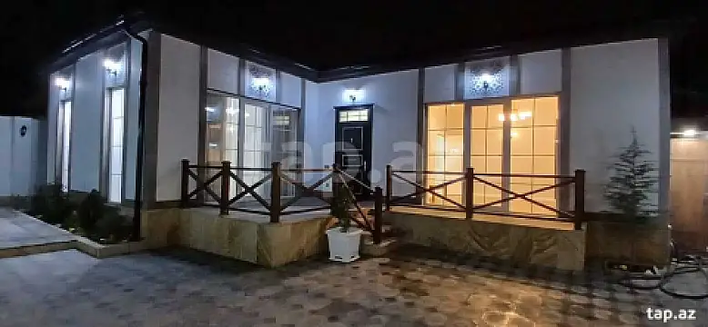Satılır 4 otaqlı həyət evi