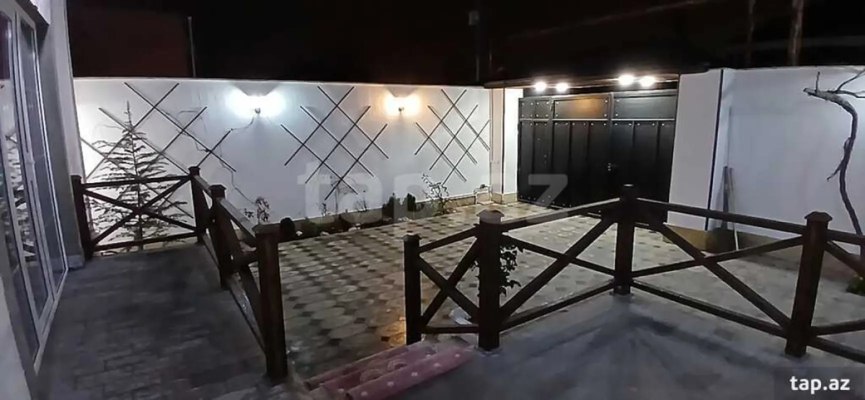 Satılır 4 otaqlı həyət evi