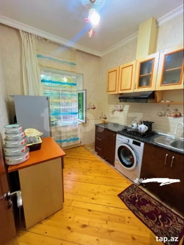 Kirayə verilir 3 otaqlı həyət evi