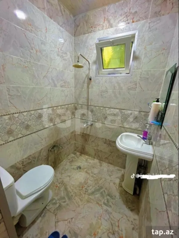 Kirayə verilir 3 otaqlı həyət evi