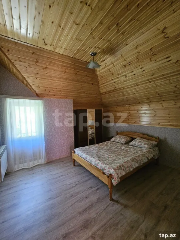 Kirayə verilir 3 otaqlı həyət evi