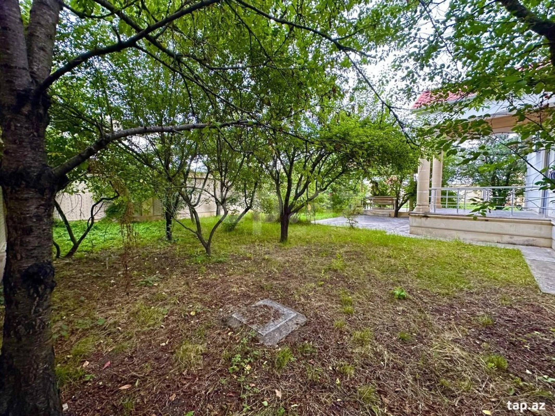 Kirayə verilir 5 otaqlı həyət evi