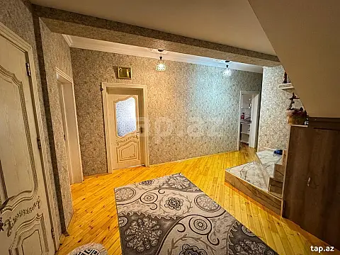 Satılır 4 otaqlı yeni tikili 125 m²