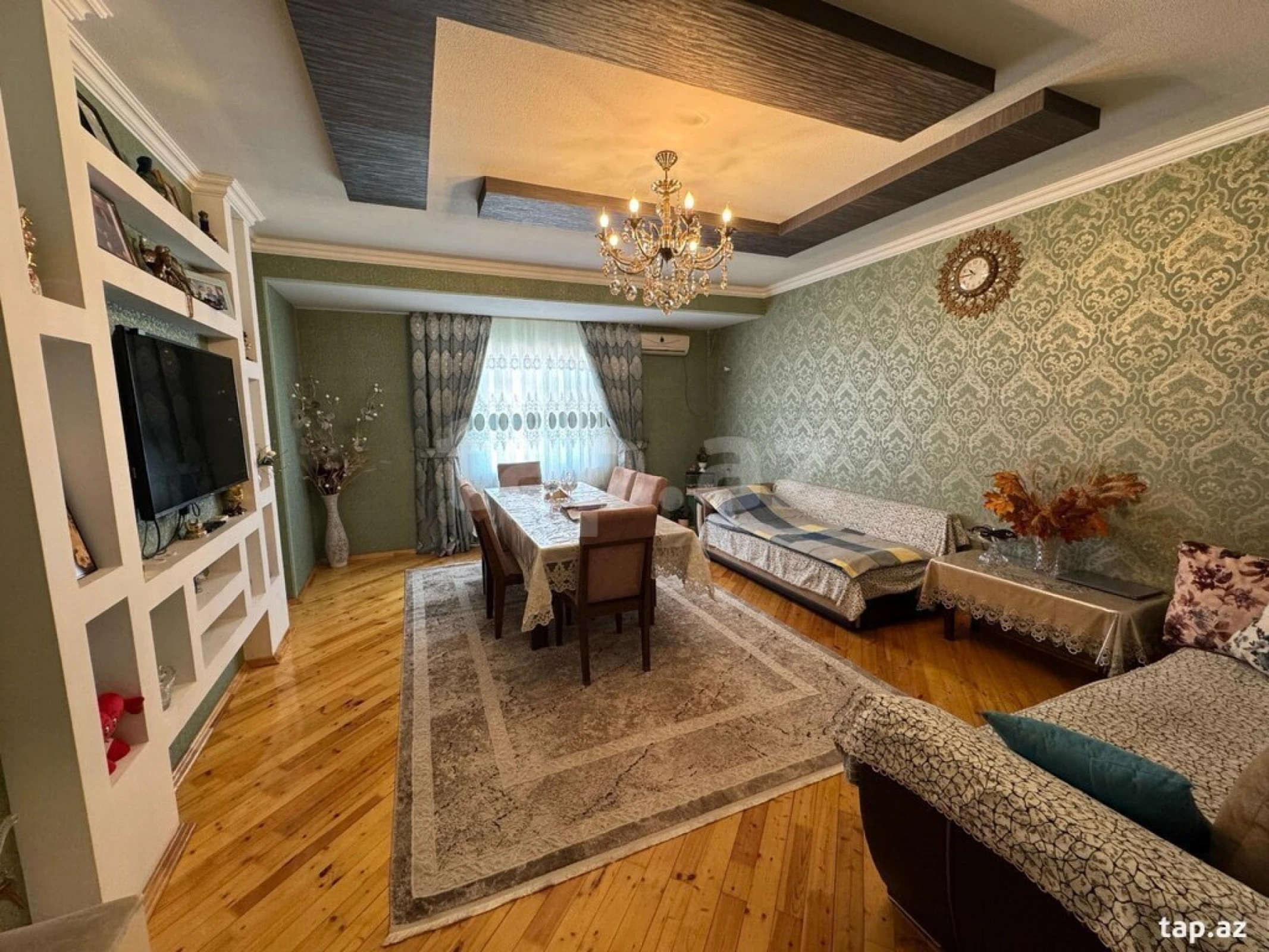 Satılır 4 otaqlı yeni tikili 125 m²