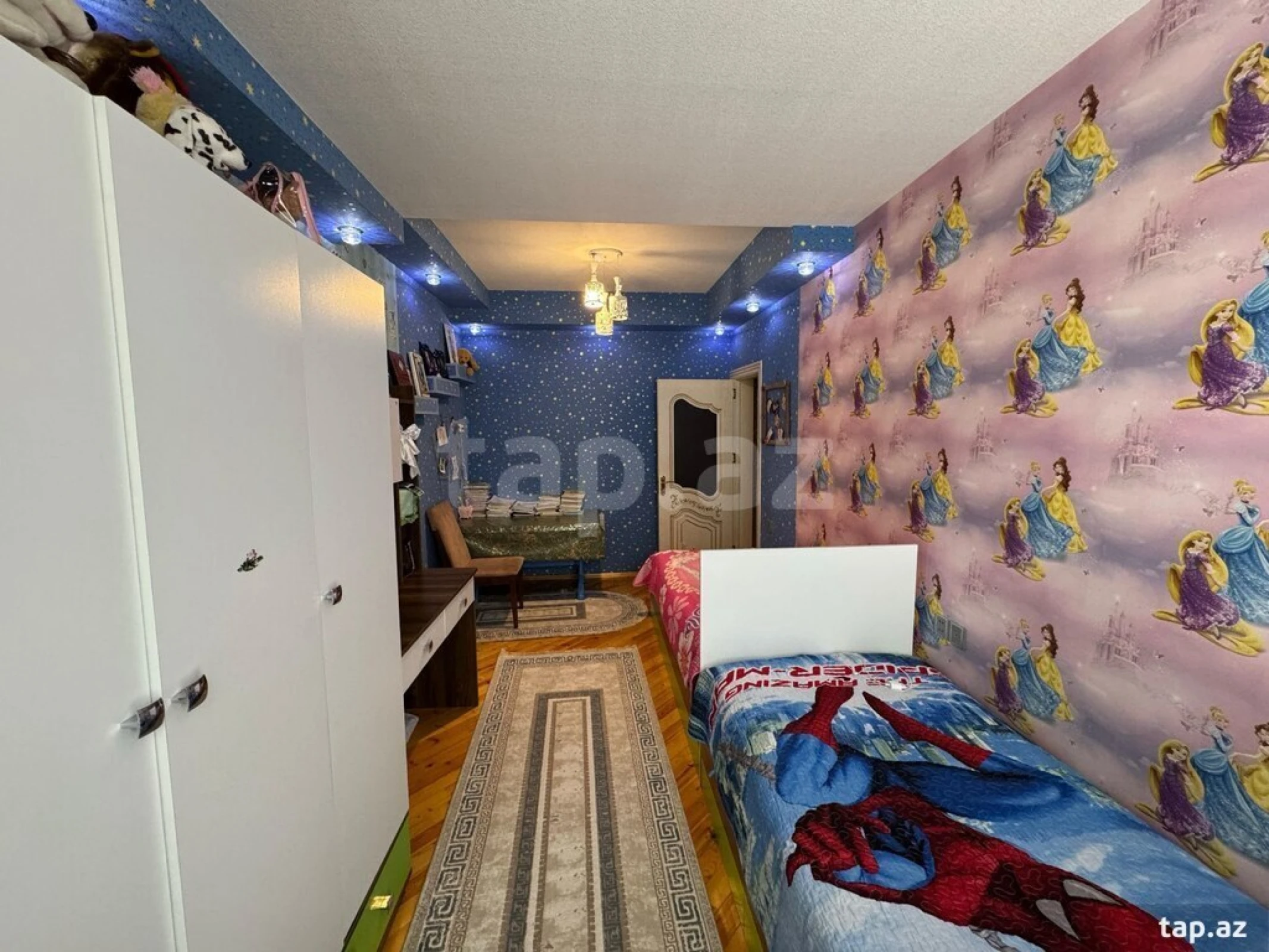 Satılır 4 otaqlı yeni tikili 125 m²