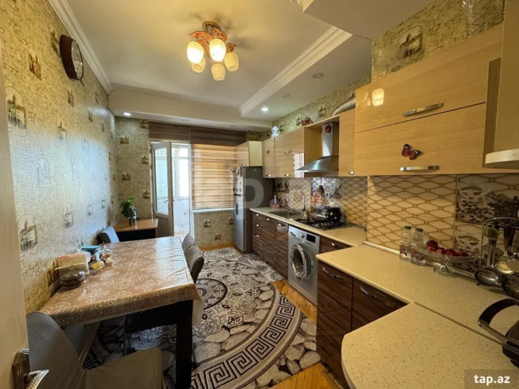 Satılır 4 otaqlı yeni tikili 125 m²