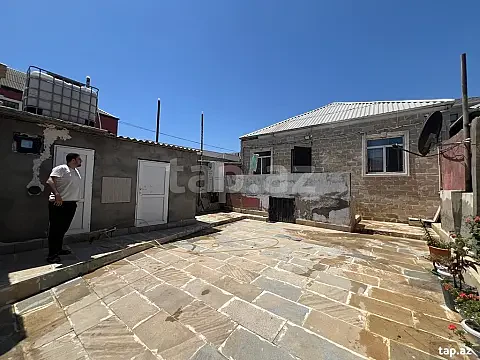 Satılır 4 otaqlı həyət evi 150 m² — Bakı 4 otaq 150.00 m²