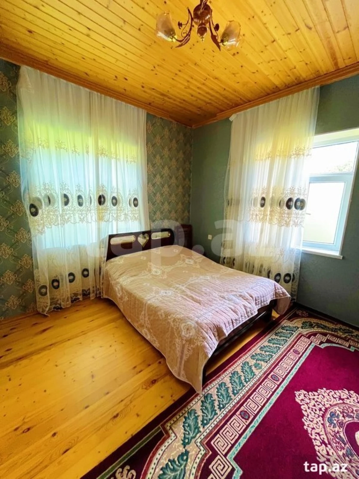 Kirayə verilir 5 otaqlı həyət evi